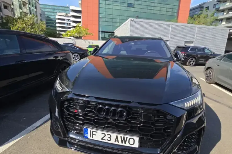 Audi RSQ8 din 2022 cu 78.608 km - oferta AUD262369 - foto 3