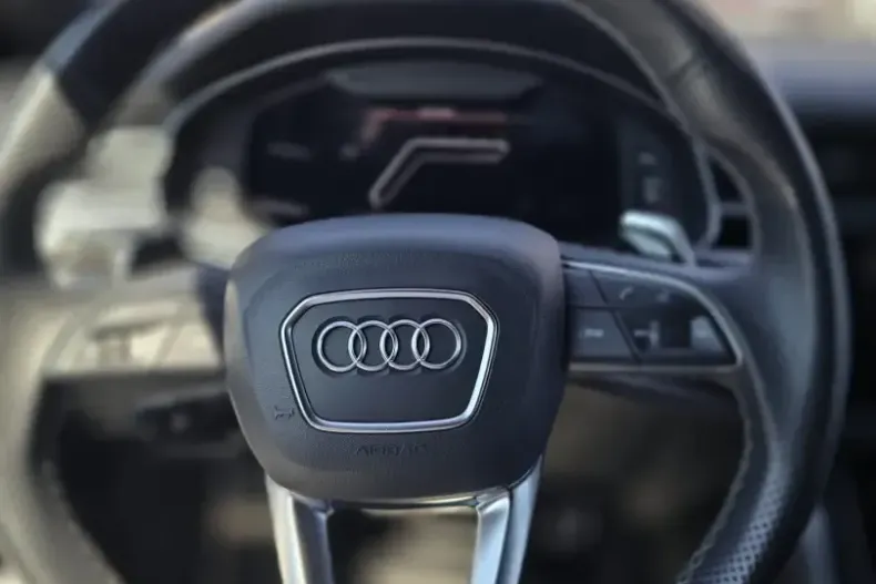 Audi RSQ8 din 2022 cu 78.608 km - oferta AUD262369 - foto 4