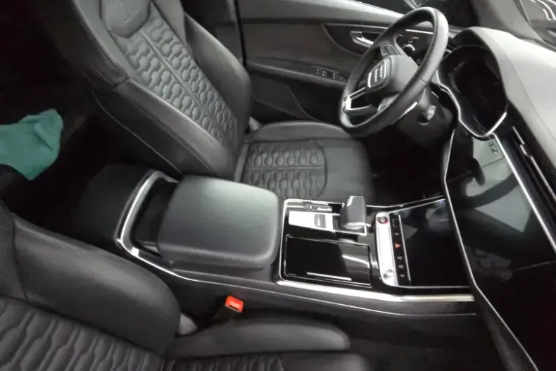 Audi RSQ8 din 2022 cu 78.608 km - oferta AUD262369 - foto 25