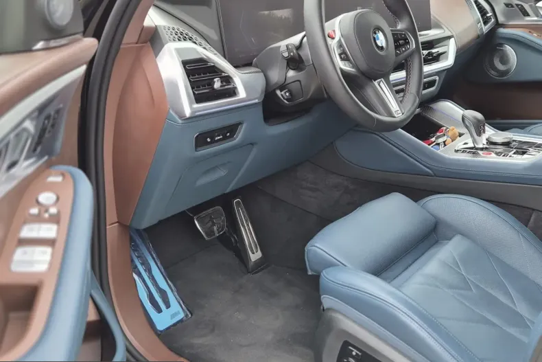 BMW XM (Seria X) din 2025 cu 15.000 km - oferta BMW262372 - foto 13
