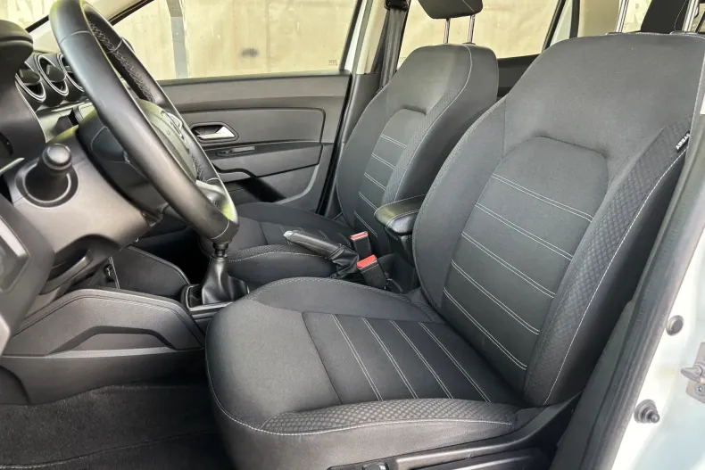 Dacia Duster din 2022 cu 93.000 km - oferta DAC262402 - foto 30
