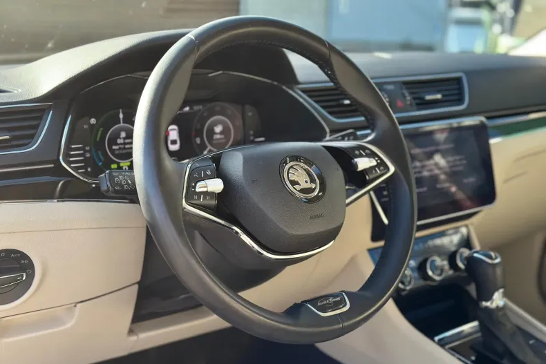 Skoda Superb din 2021 cu 141.952 km - oferta SKO262411 - foto 16
