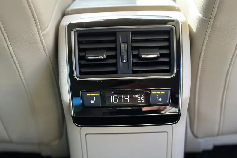 Skoda Superb din 2021 cu 141.952 km - oferta SKO262411 - foto 21