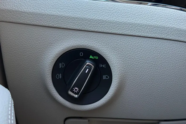 Skoda Superb din 2021 cu 141.952 km - oferta SKO262411 - foto 32
