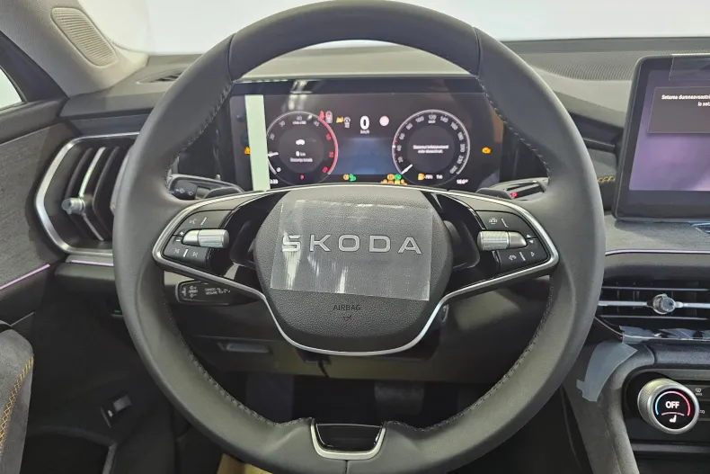 Skoda Kodiaq din 2026 cu 8 km - oferta SKO262427 - foto 10