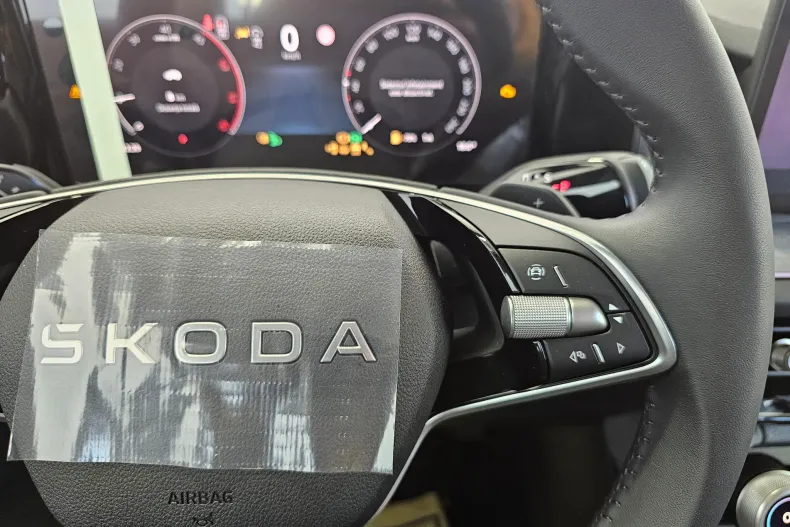 Skoda Kodiaq din 2026 cu 8 km - oferta SKO262427 - foto 11