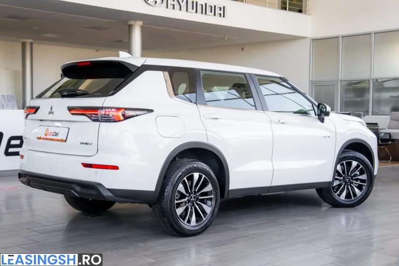 Mitsubishi Outlander din 2025 cu 10 km - oferta MIT262493 - foto 6