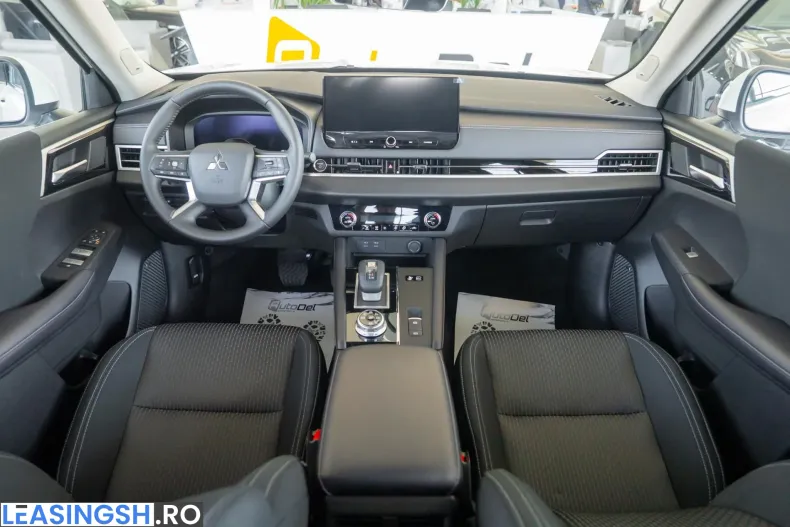 Mitsubishi Outlander din 2025 cu 10 km - oferta MIT262493 - foto 7