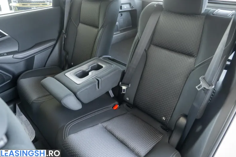 Mitsubishi Outlander din 2025 cu 10 km - oferta MIT262493 - foto 8