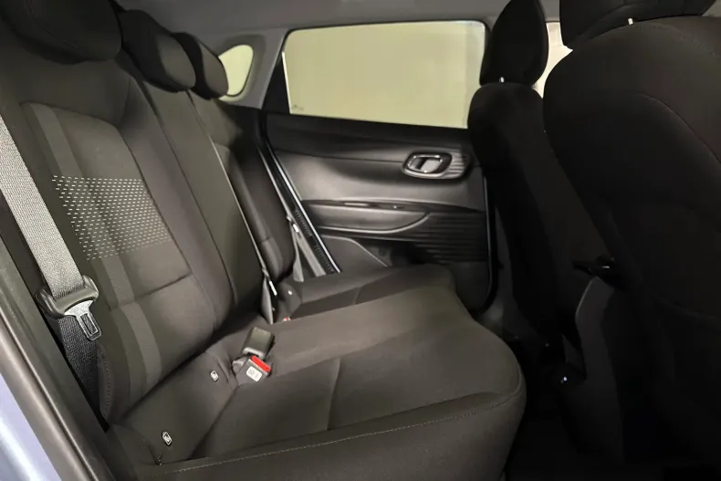 Hyundai i20 din 2023 cu 26.418 km - oferta HYU262514 - foto 12