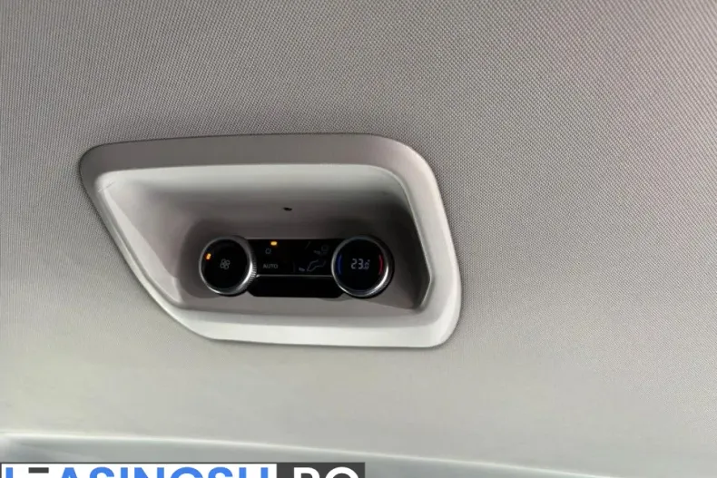 Ford Tourneo Custom din 2025 cu 27.181 km - oferta FOR262525 - foto 22