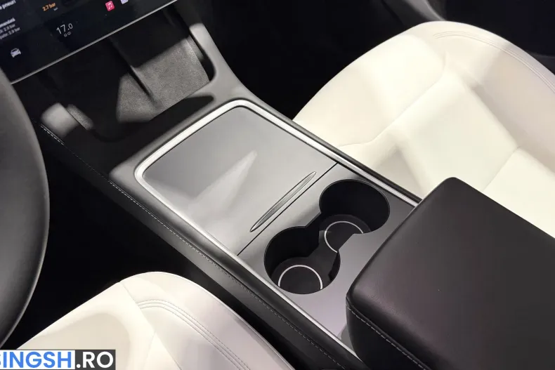 Tesla Model Y din 2023 cu 83.771 km - oferta TES262534 - foto 29