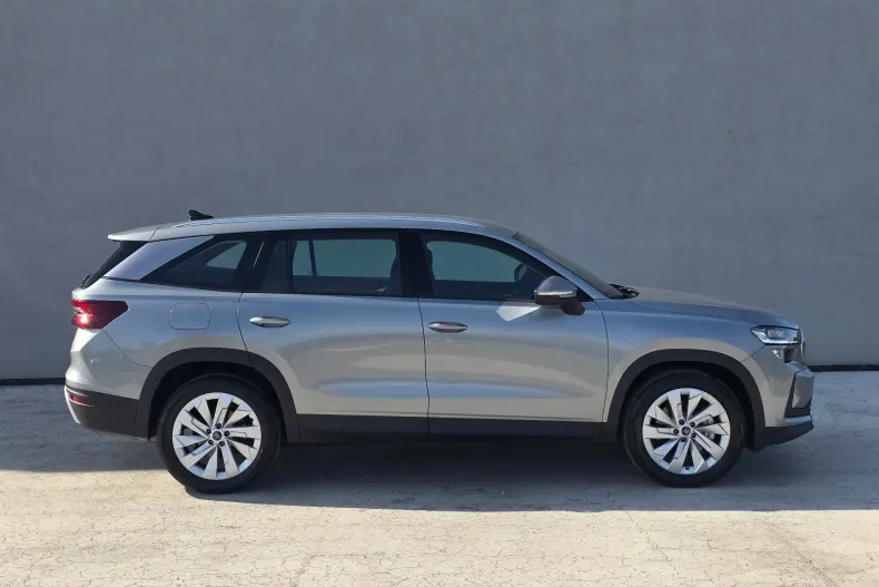 Skoda Kodiaq din 2025 cu 2.000 km - oferta SKO262553 - foto 6