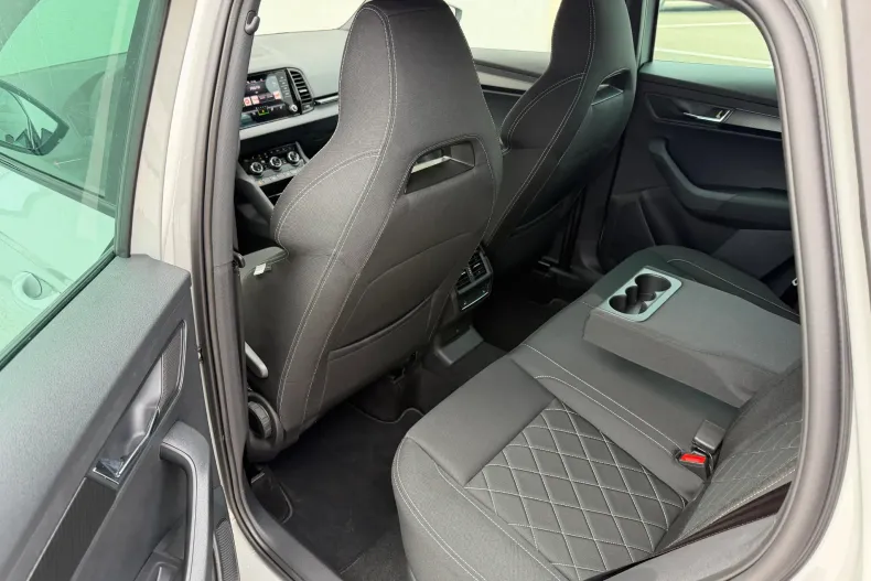 Skoda Karoq din 2026 cu 10.000 km - oferta SKO262557 - foto 29