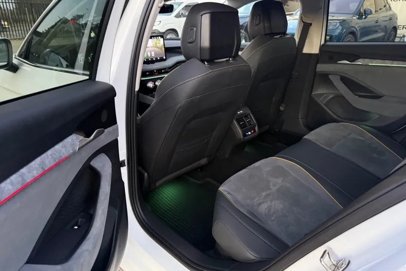 Skoda Superb din 2025 cu 23.500 km - oferta SKO262593 - foto 20