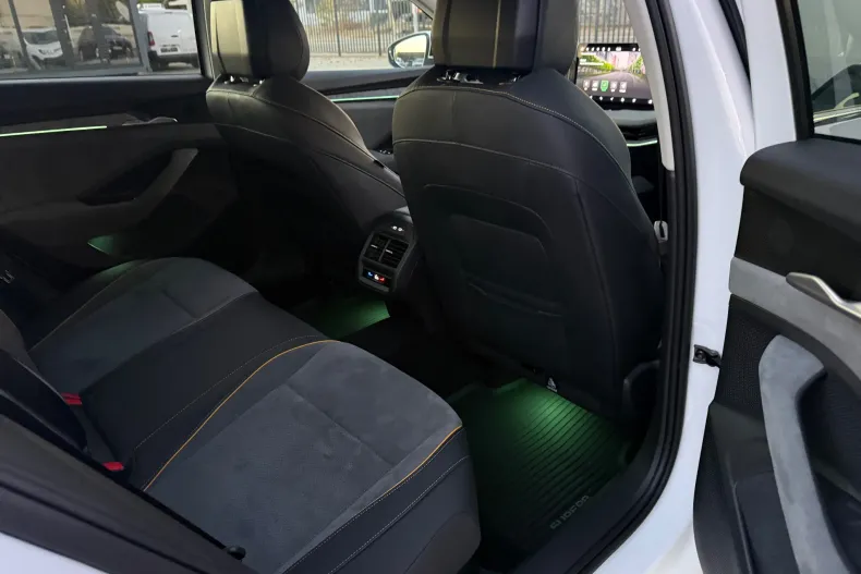 Skoda Superb din 2025 cu 23.500 km - oferta SKO262593 - foto 22