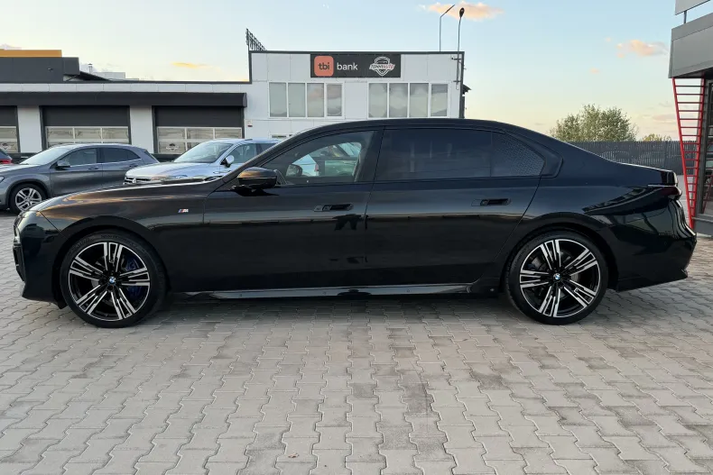 BMW 740 (Seria 7) din 2023 cu 123.000 km - oferta BMW262601 - foto 3