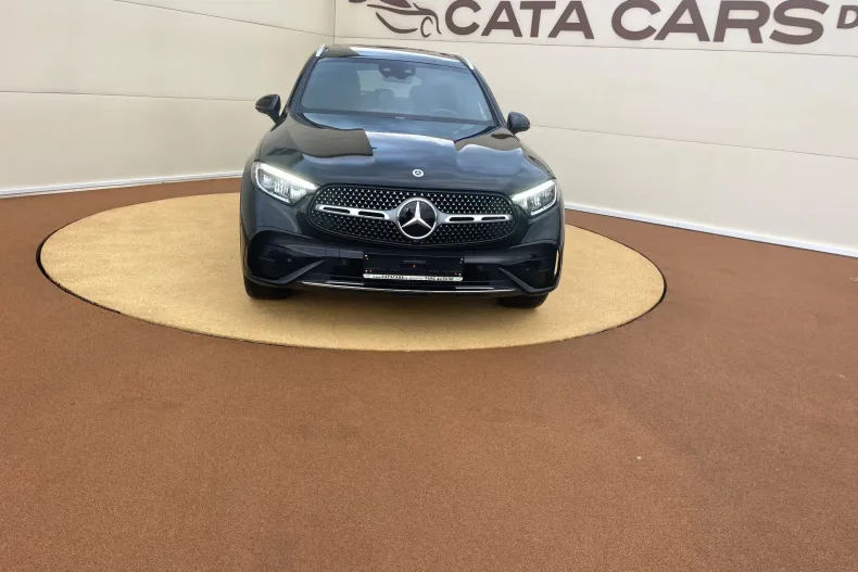 Mercedes-Benz GLC 300 (Clasa GLC) din 2023 cu 167.000 km - oferta MER262605 - foto 1