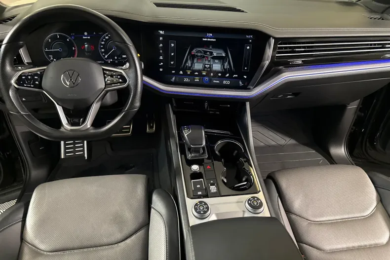 Volkswagen Touareg din 2023 cu 119.692 km - oferta VOL262610 - foto 9
