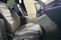 Volkswagen Touareg din 2023 cu 119.692 km - oferta VOL262610 - foto 11