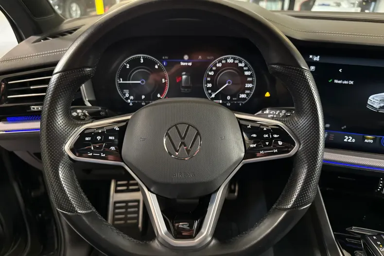Volkswagen Touareg din 2023 cu 119.692 km - oferta VOL262610 - foto 16