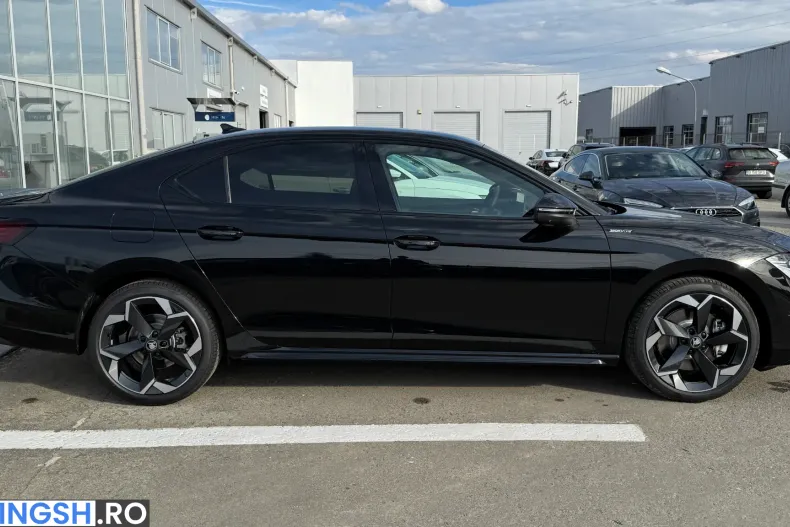 Skoda Superb din 2025 cu 1 km - oferta SKO262618 - foto 2