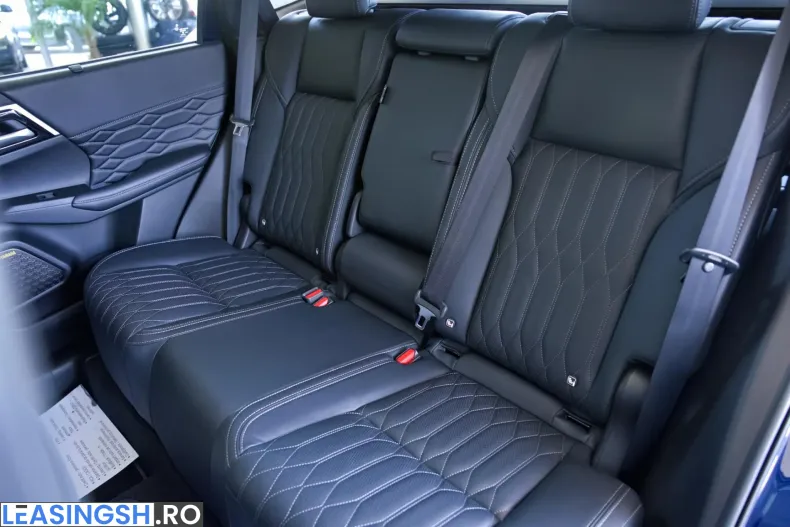 Mitsubishi Outlander din 2025 cu 10 km - oferta MIT262622 - foto 18