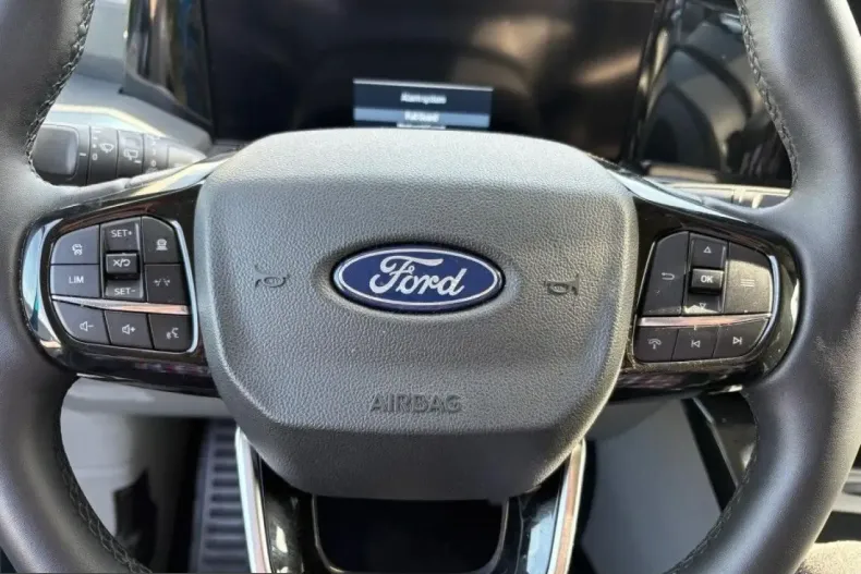 Ford Tourneo Custom din 2025 cu 27.181 km - oferta FOR262682 - foto 6