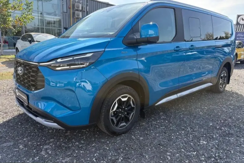 Ford Tourneo Custom din 2025 cu 27.181 km - oferta FOR262682 - foto 12