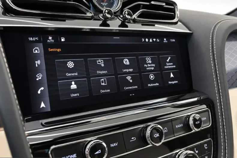 Bentley Bentayga din 2026 cu 10.900 km - oferta BEN262695 - foto 25