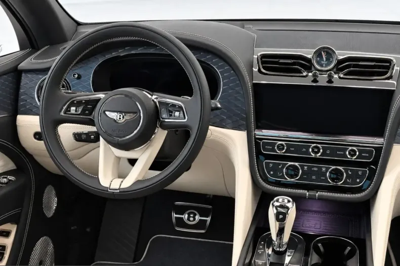 Bentley Bentayga din 2026 cu 10.900 km - oferta BEN262695 - foto 36