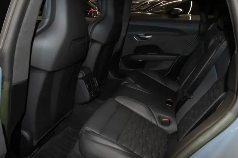 Audi RS din 2024 cu 33.760 km - oferta AUD262716 - foto 10