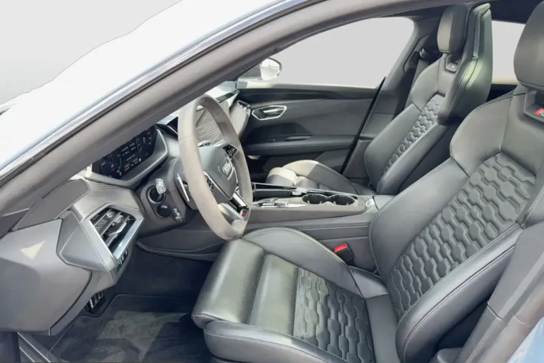 Audi RS din 2024 cu 47.896 km - oferta AUD262719 - foto 2
