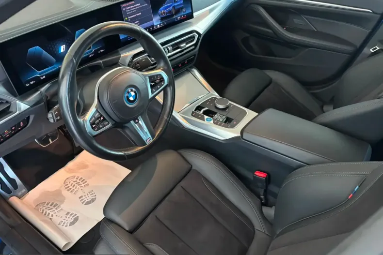 BMW i4 (Seria 4) din 2024 cu 32.100 km - oferta BMW262808 - foto 3