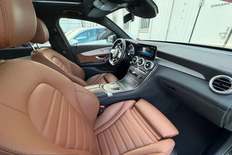 Mercedes-Benz GLC 300 (Clasa GLC) din 2023 cu 64.336 km - oferta MER262812 - foto 12