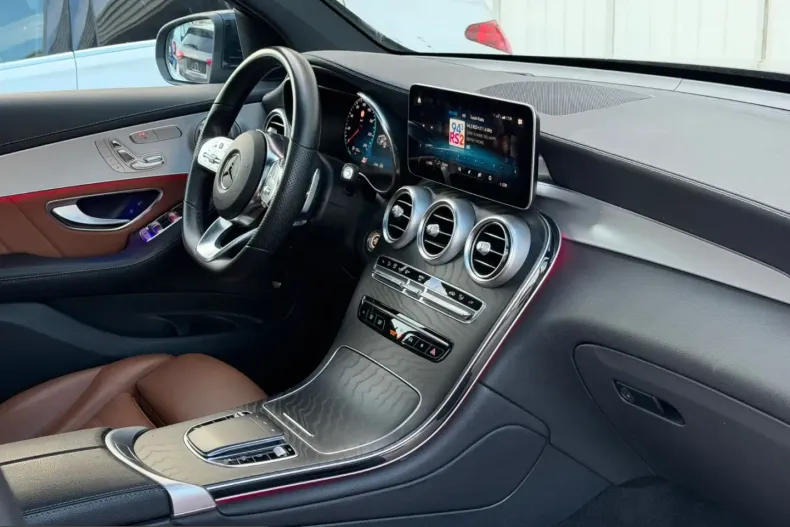 Mercedes-Benz GLC 300 (Clasa GLC) din 2023 cu 64.336 km - oferta MER262812 - foto 20