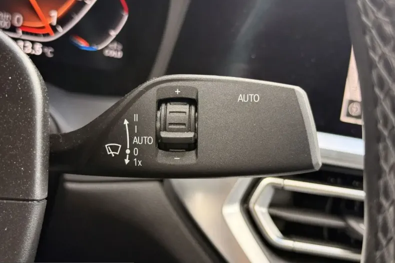 BMW 318 (Seria 3) din 2022 cu 54.304 km - oferta BMW262832 - foto 25