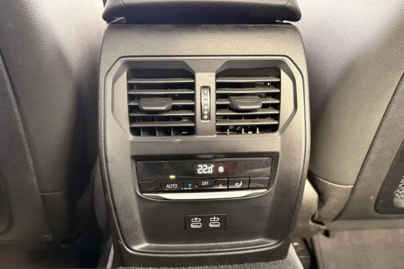 BMW 318 (Seria 3) din 2022 cu 54.304 km - oferta BMW262832 - foto 29