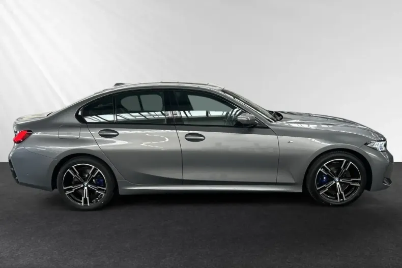 BMW 330 (Seria 3) din 2025 cu 23.461 km - oferta BMW262834 - foto 2