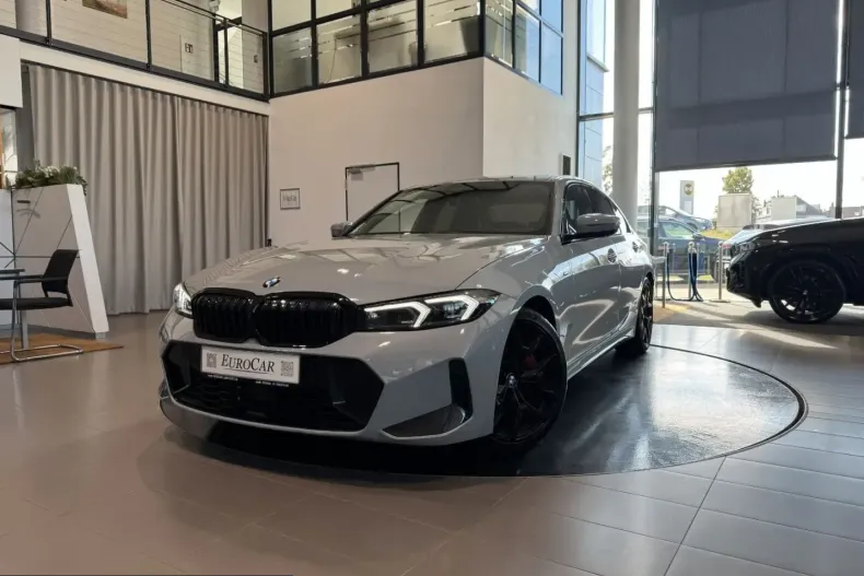 BMW 330 (Seria 3) din 2025 cu 14.987 km - oferta BMW262840 - foto 38