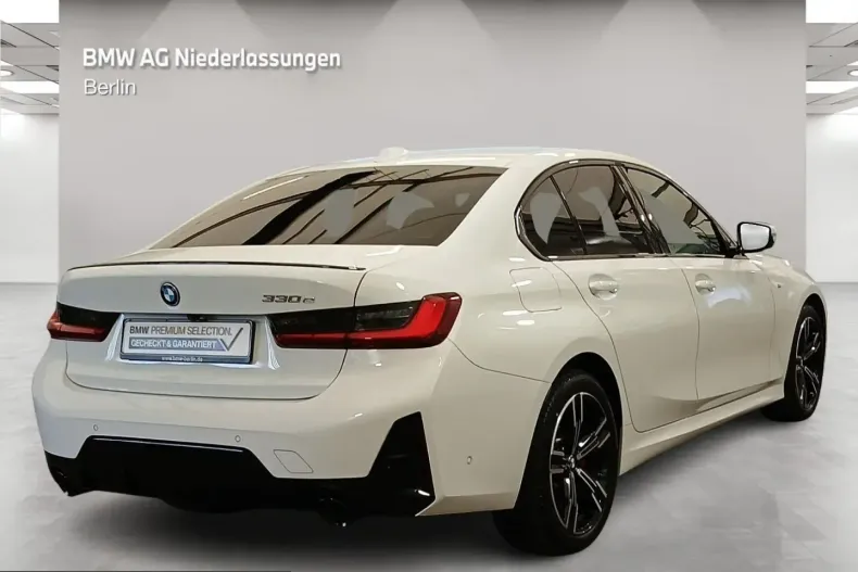 BMW 330 (Seria 3) din 2025 cu 29.649 km - oferta BMW262844 - foto 2