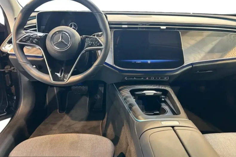 Mercedes-Benz E 220 (Clasa E) din 2025 cu 14.333 km - oferta MER262873 - foto 10