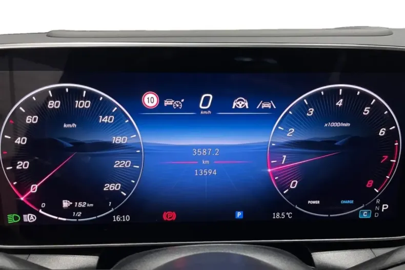 Mercedes-Benz GLC 300 (Clasa GLC) din 2025 cu 13.592 km - oferta MER262906 - foto 13