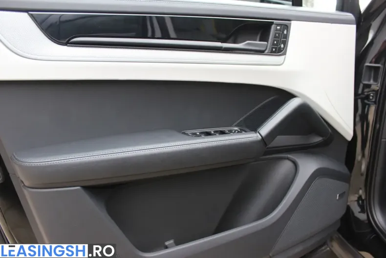 Porsche Cayenne din 2025 cu 11.470 km - oferta POR262921 - foto 14
