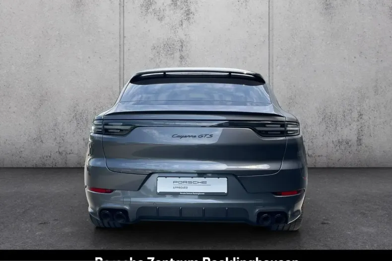 Porsche Cayenne din 2023 cu 41.322 km - oferta POR262922 - foto 6