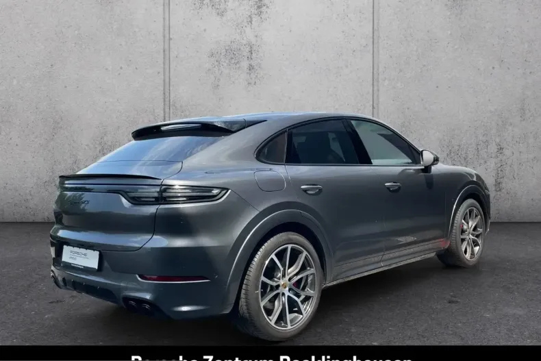 Porsche Cayenne din 2023 cu 41.322 km - oferta POR262922 - foto 7