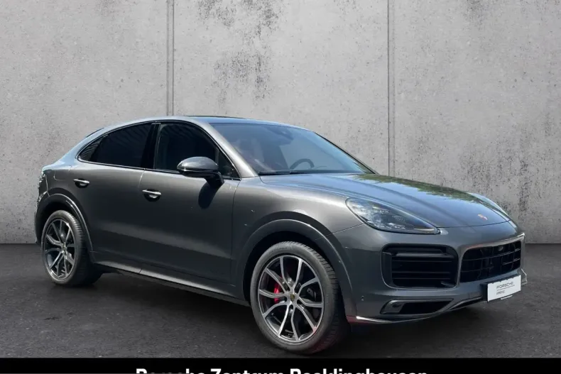 Porsche Cayenne din 2023 cu 41.322 km - oferta POR262922 - foto 9