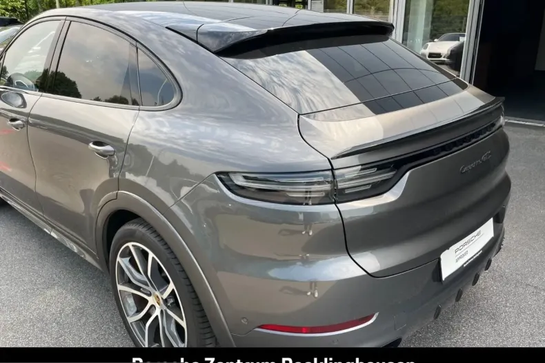 Porsche Cayenne din 2023 cu 41.322 km - oferta POR262922 - foto 20