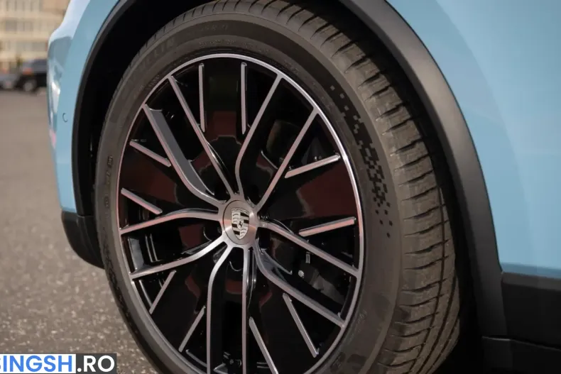 Porsche Macan din 2026 cu 3.900 km - oferta POR262941 - foto 4
