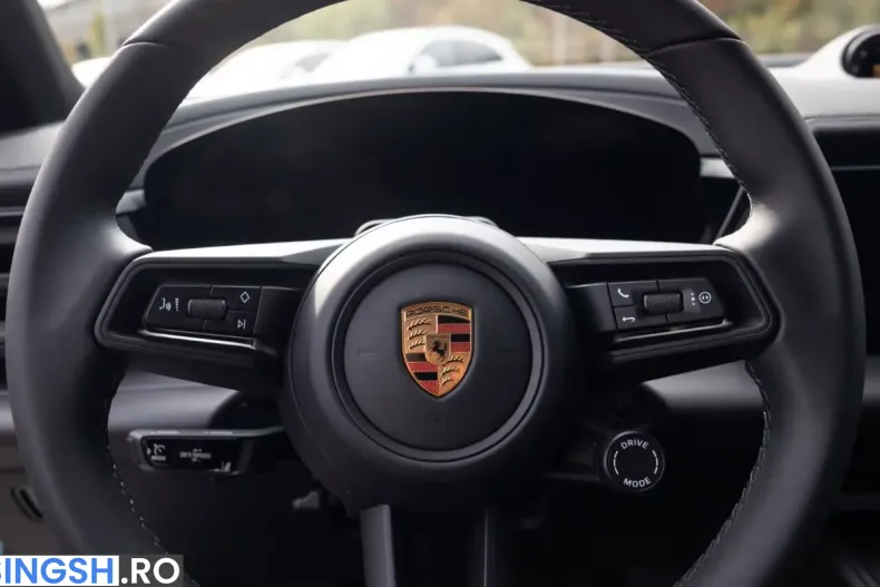 Porsche Macan din 2026 cu 3.900 km - oferta POR262941 - foto 6